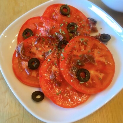 BEBE2936さん、シンプルトマトサラダを作りました♪夏はやっぱりトマトが美味しいですね。また作ります(*´◒`*)❣️